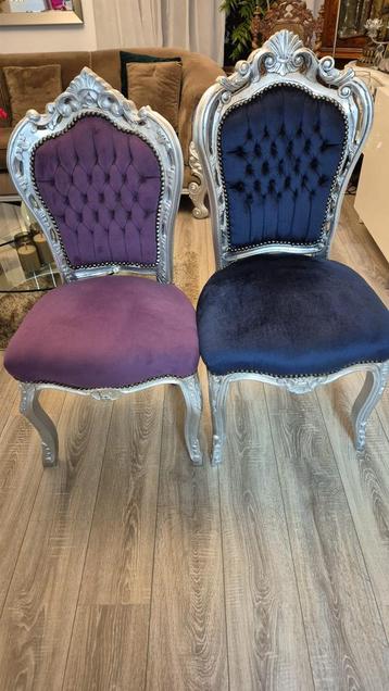 Barok stoelen beschikbaar voor biedingen