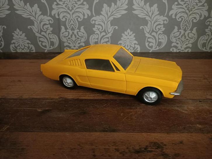 Plastic: Ford Mustang Fastback (1965) 30cm, Antiek en Kunst, Antiek | Speelgoed, Verzenden