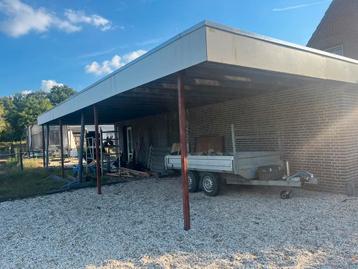 Carport beschikbaar voor biedingen