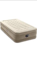 Intex luchtbed 1 pers + dekbed + dekbed- en kussenbeschermer, Caravans en Kamperen, Ophalen, Zo goed als nieuw