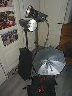 Studio flitsset, GN 300AD compleet zie omschrijving., Ophalen of Verzenden, Zo goed als nieuw, Lamp of Flitsset