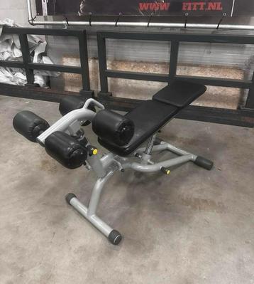 Technogym Ab Crunch Bench, Buikspier Bankje beschikbaar voor biedingen