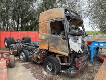 Volvo FH 540 8x4 (brandschade) beschikbaar voor biedingen