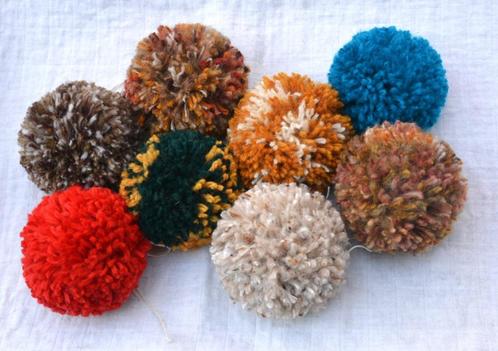 POMPOMS, Hobby en Vrije tijd, Feestartikelen, Nieuw, Versiering, Verzenden