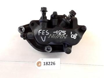 FES125 Silverwing 2007 - 2017 Honda Remklauw D1-34758 beschikbaar voor biedingen