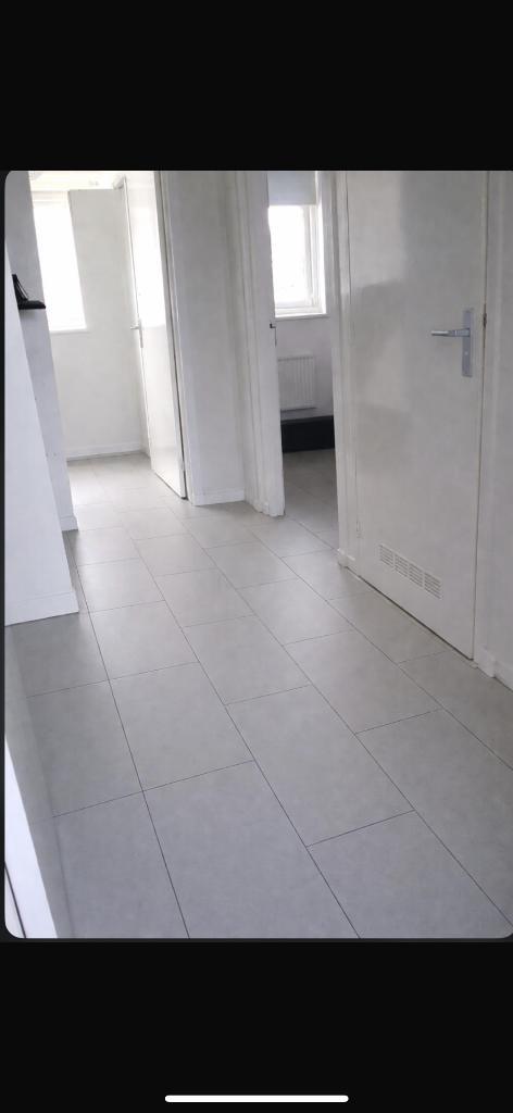 Tegellook laminaat grijs min 50m2 gebruikt, prima staat!, Huis en Inrichting, Overige Huis en Inrichting, Gebruikt, Ophalen