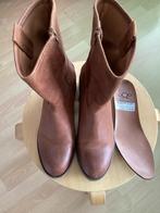 Leren laarsjes maat 40. Cognac kleur met rits., Kleding | Dames, Schoenen, Ophalen of Verzenden, Nieuw, Lage of Enkellaarzen