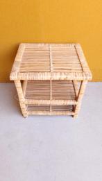 Vintage rotan lectuur tafeltje, bijzettafeltje, tafeltje, Gebruikt, Vintage, Ophalen of Verzenden, Nvt