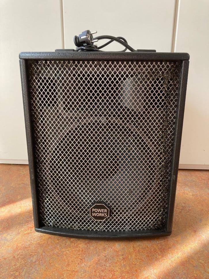 Active speaker monitor HK Powerworks RS 122 MA, Muziek en Instrumenten, Versterkers | Keyboard, Monitor en PA, Gebruikt, Monitor(versterker)
