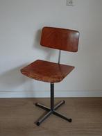 Vintage Presikhaaf atelierstoel architecten stoel 70 / 80, Huis en Inrichting, Ophalen, Gebruikt, Bruin, Eén