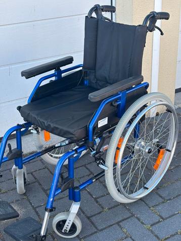 Mooie inklapbare luxe Rolstoel van Uniroll made in Germany beschikbaar voor biedingen