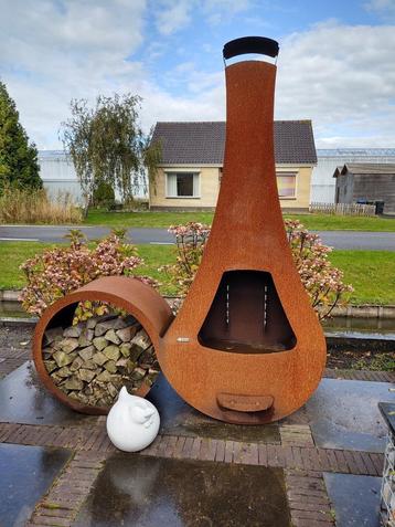 Verrijbare stoere tuinhaard | Cortenstaal | met houtopslag beschikbaar voor biedingen