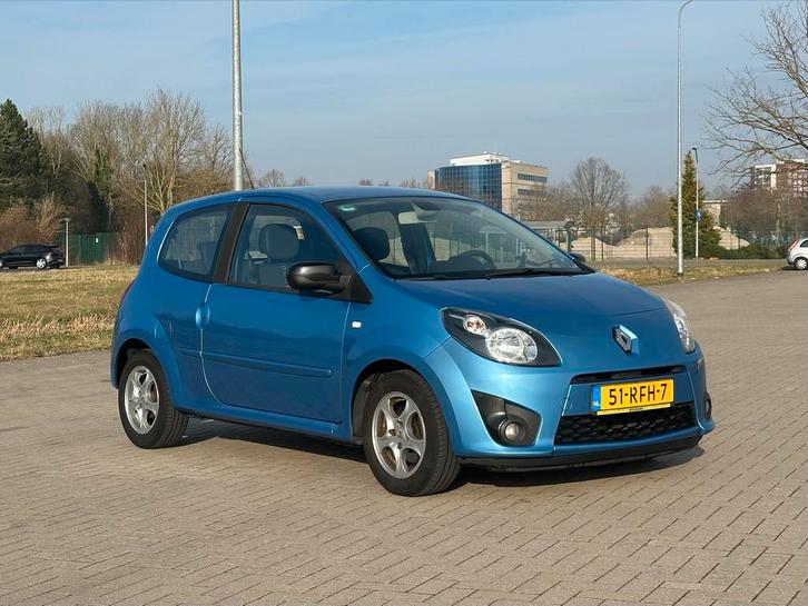 Renault Twingo 1.2 16V - APK, cruise control, airco trekhaak, Auto's, Renault, Particulier, Twingo, Airbags, Airconditioning, Bluetooth