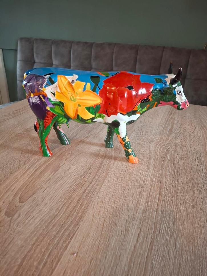 Cowparade Georgia O'Kowffe (Large), Antiek en Kunst, Kunst | Designobjecten, Ophalen