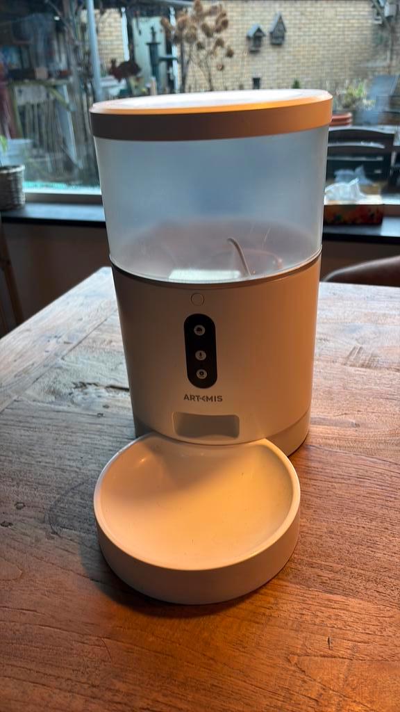 Automatisch voederautomaat voor Kat met app, Dieren en Toebehoren, Kattenvoerbakken en Drinkbakken, Gebruikt, Automatisch, Ophalen of Verzenden