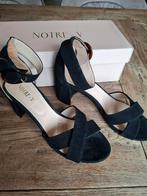 Notre-V schoenen met hak maat 38., Kleding | Dames, Notre-V, Zwart, Ophalen of Verzenden, Zo goed als nieuw