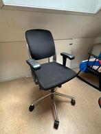 Ahrend ergonomisch bureaustoel., Ergonomisch, Ophalen of Verzenden, Zo goed als nieuw, Zwart