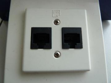 AMP toolless m-jack RJ45 CAT 5 connector beschikbaar voor biedingen