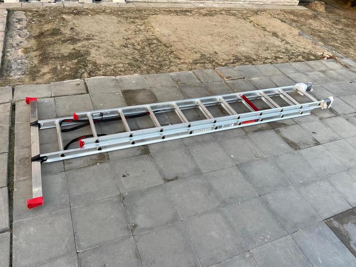 Ladder Altrex, Doe-het-zelf en Verbouw, Ladders en Trappen, Zo goed als nieuw, Ladder, 4 meter of meer, Opvouwbaar of Inschuifbaar