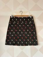 King Louie Border Skirt rok zwart bloem M/38 zgan, Kleding | Dames, Rokken, Maat 38/40 (M), Zwart, Ophalen of Verzenden, Zo goed als nieuw
