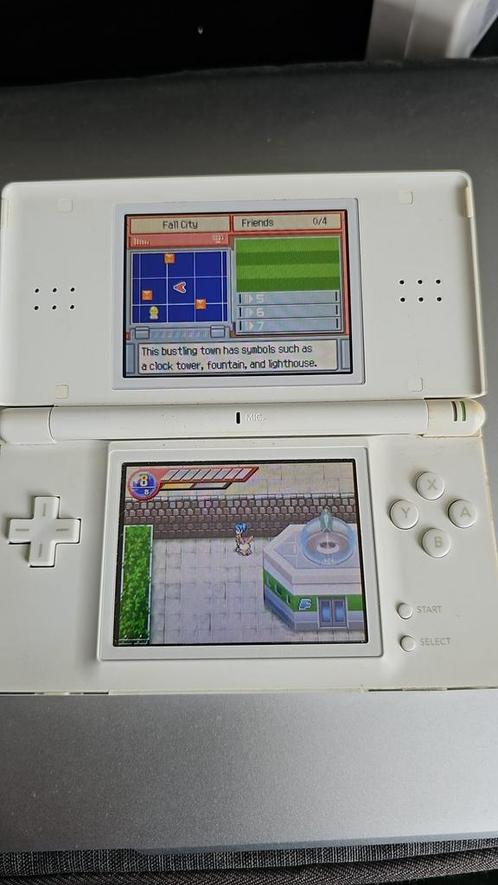 Nintendo ds lite, Spelcomputers en Games, Spelcomputers | Nintendo DS, Zo goed als nieuw, DS Lite, Ophalen of Verzenden