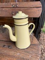 Brocante, emaille koffiekan/koffiepot met filter - geel, Antiek en Kunst, Antiek | Emaille, Ophalen of Verzenden