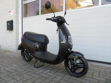 ACTIE: Nieuwe E-cooter E1 elektrische snor scooter.  beschikbaar voor biedingen