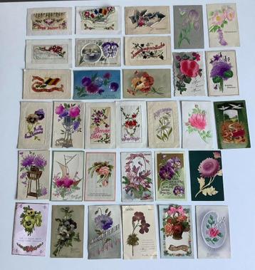 32 oude ansichtkaarten met bloemen in stof en reliëf beschikbaar voor biedingen