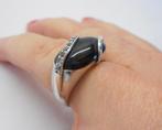 Prachtige zilveren ring met onyx gesigneerd nr.023