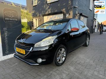 Peugeot 208 1.2 e-VTi Roland Garros - Pano - Leer beschikbaar voor biedingen