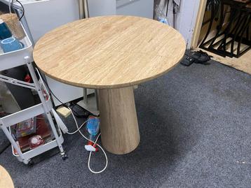 Travertin Sidetable / Eettafel 70x70 beschikbaar voor biedingen