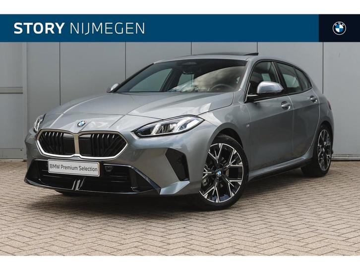 BMW 1 Serie 120 M Sport Automaat / Panoramadak / Sportstoele, Auto's, BMW, Bedrijf, Te koop, 1-Serie, Achteruitrijcamera, Isofix