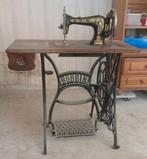 Antieke Central Bobbin Naaimachine, Ophalen