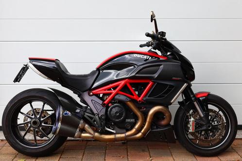 Ducati DIAVEL 1200 ABS TERMIGNONI (bj 2011), Motoren, Motoren | Ducati, Particulier, Naked bike, meer dan 35 kW