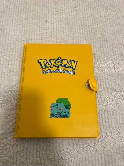 Oude vintage map met oude kaarten 1999 pokemon, Hobby en Vrije tijd, Verzamelkaartspellen | Pokémon, Gebruikt, Ophalen of Verzenden