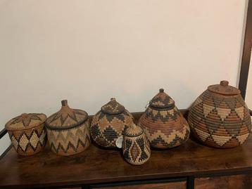 Afrikaanse Zulu Manden Collectie beschikbaar voor biedingen