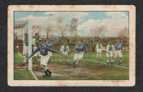 Voetbalplaatje Stormvogels IJmuiden - Hilversum 1932 (9)., Verzamelen, Overige Verzamelen, Verzenden