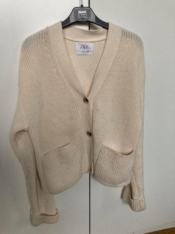 Leuk gebreid vest Zara, off white, wolkleur, 2 zakjes mt 152