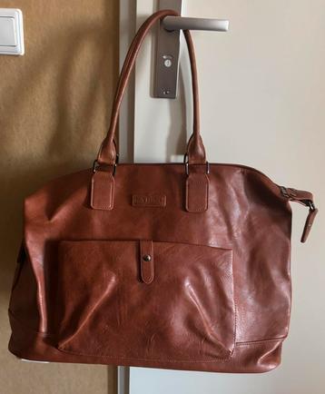 Jack Melis schouder/reis tas.40x24x30cm PU Nieuwstaat beschikbaar voor biedingen