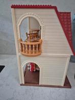 Sylvanian huis + figuren, Ophalen of Verzenden, Zo goed als nieuw, Poppenhuis