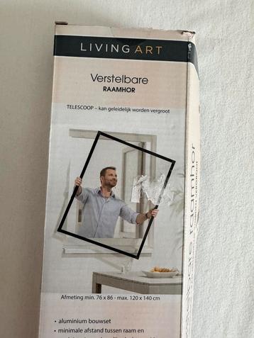 Verstelbaar raamhor Merk: Living Art nieuw beschikbaar voor biedingen