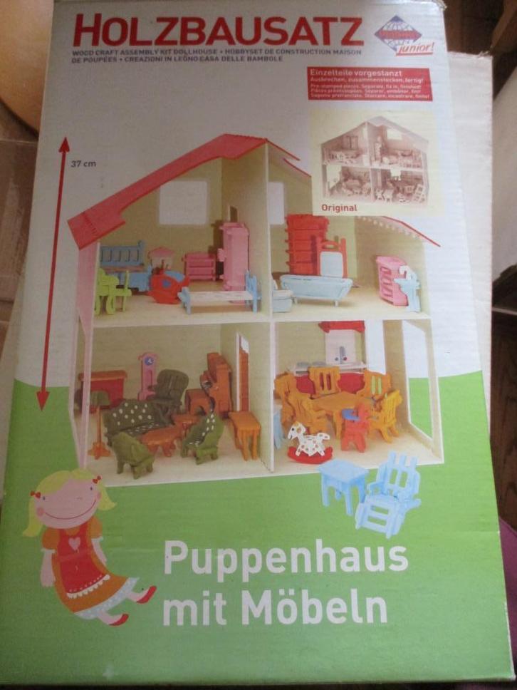 poppenhuis bouwpakket poppenhuis, Verzamelen, Poppenhuizen en Toebehoren, Zo goed als nieuw, Poppenhuis, Ophalen of Verzenden