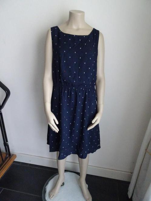 donkerblauwe jurk van tom tailer maat L, Kleding | Dames, Jurken, Zo goed als nieuw, Maat 42/44 (L), Blauw, Knielengte, Ophalen