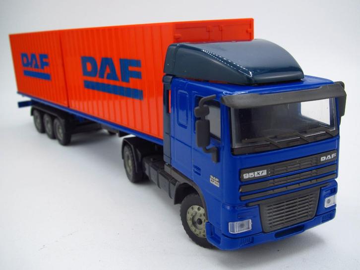Joal - DAF 95XF miniatuur + containers 1:50, Hobby en Vrije tijd, Modelauto's | 1:50, Zo goed als nieuw, Bus of Vrachtwagen, Overige merken
