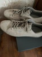 Mooie nette puma sneakers 44, Ophalen of Verzenden, Zo goed als nieuw, Overige kleuren