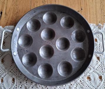 Frans verweerd brocante slakken pannetje, leuk met eitjes beschikbaar voor biedingen