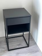 Nightstand | Nachtkastje - IKEA Vikhammer 404066 cm, Huis en Inrichting, Ophalen, Zo goed als nieuw, Hout, Minder dan 45 cm