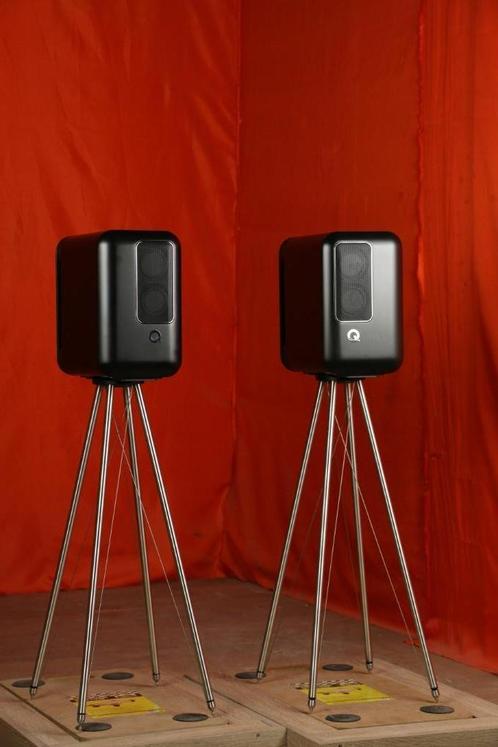 Q Acoustics  Q Active 200 TRADE.INRUIL DEMO*Active* + stands, Audio, Tv en Foto, Luidsprekers, Zo goed als nieuw, Front, Rear of Stereo speakers