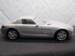 mercedes benz sls amg zilver, Hobby en Vrije tijd, Modelauto's | 1:43, Ophalen of Verzenden, Zo goed als nieuw, Auto, Overige merken