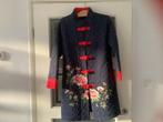 Mooie doorgestikte en geborduurde jas., Maat 38/40 (M), Nieuw, Onbekend, Verzenden